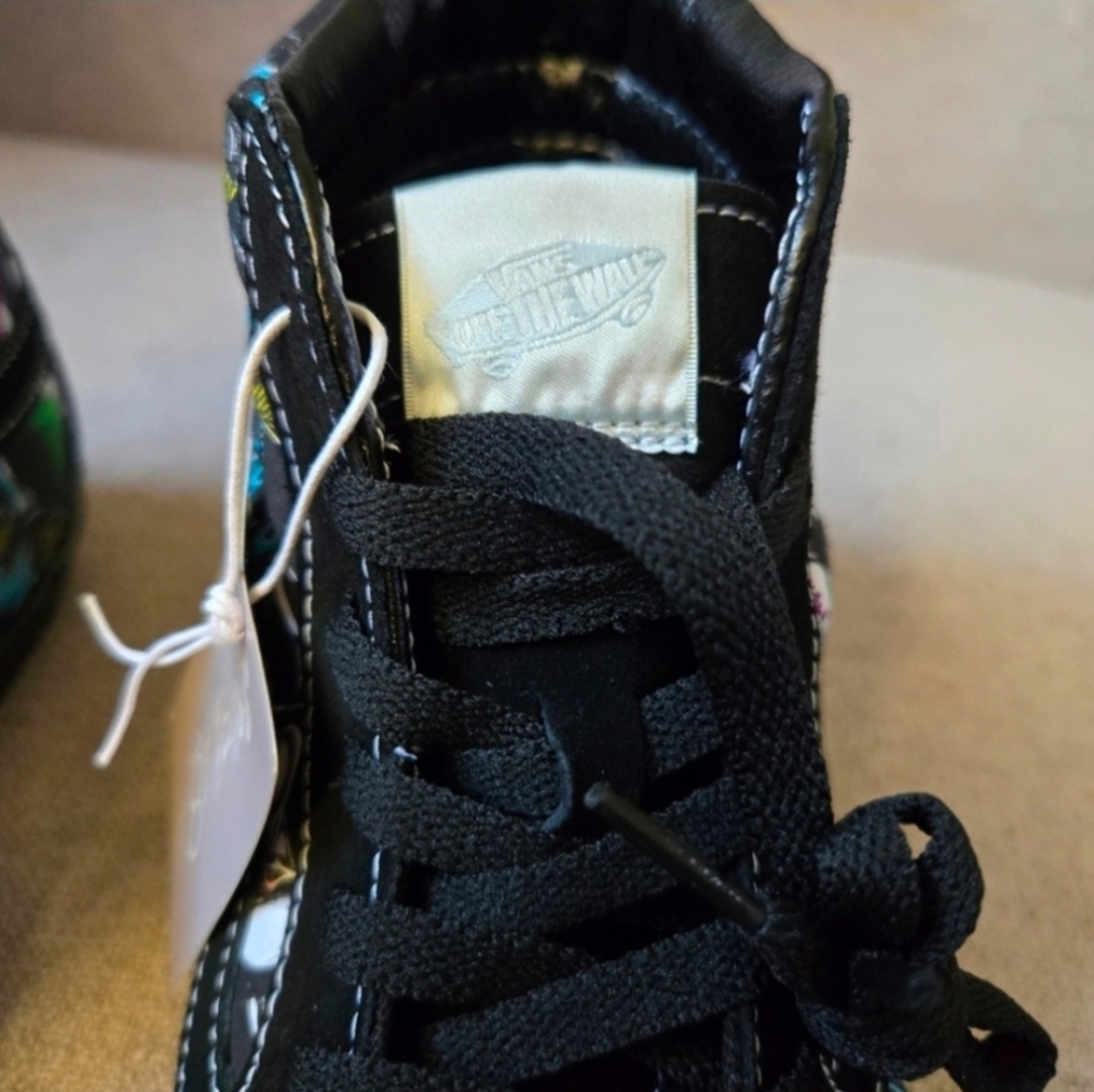 Vans Black High-Top Sneakers with Multicolor Graphic - Picture 8 of 12